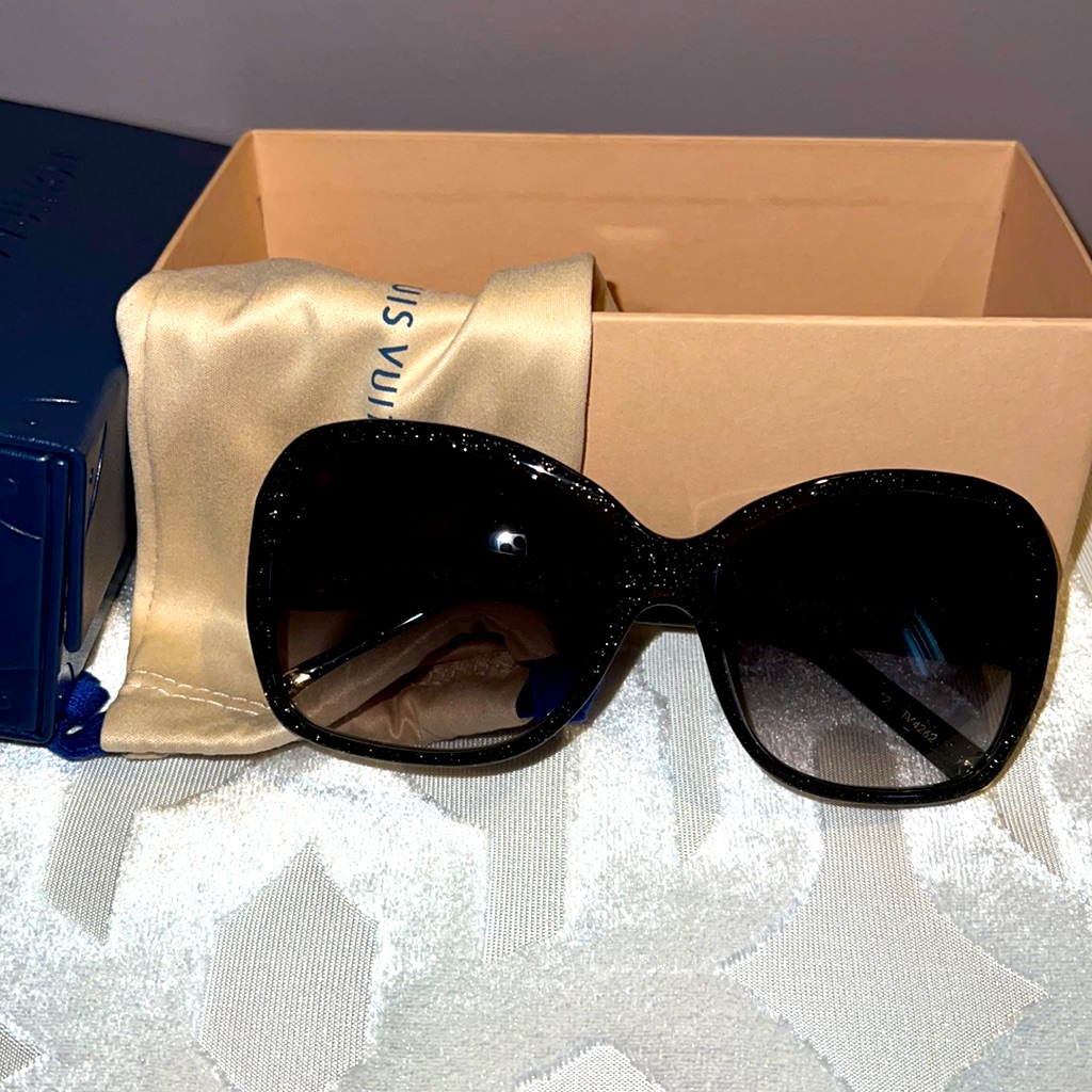 Authentic Louis Vuitton Black Sparkle Sunglasses Lv Obsession Round Sunglasses
